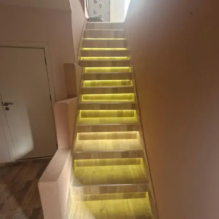 Mihalkat Old Town Πανσιόν