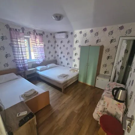 Mihalkat Old Town Πανσιόν *